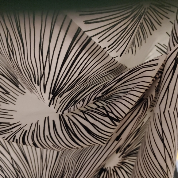 Blouse - Picture 3 of 3